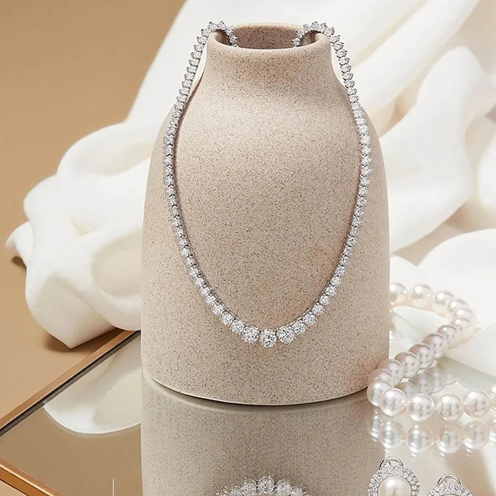 The Lumara Strand