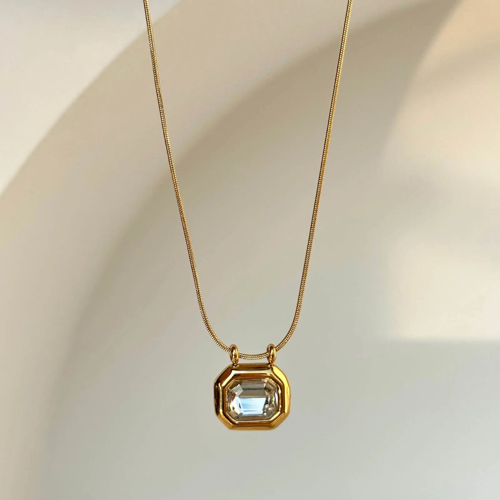 The Aurora Octet Pendant