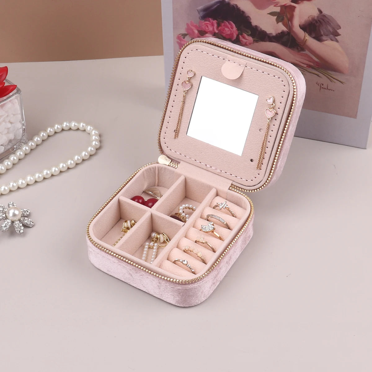 The Vaultette Mini