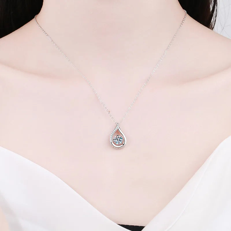 The Vela Drop Necklace