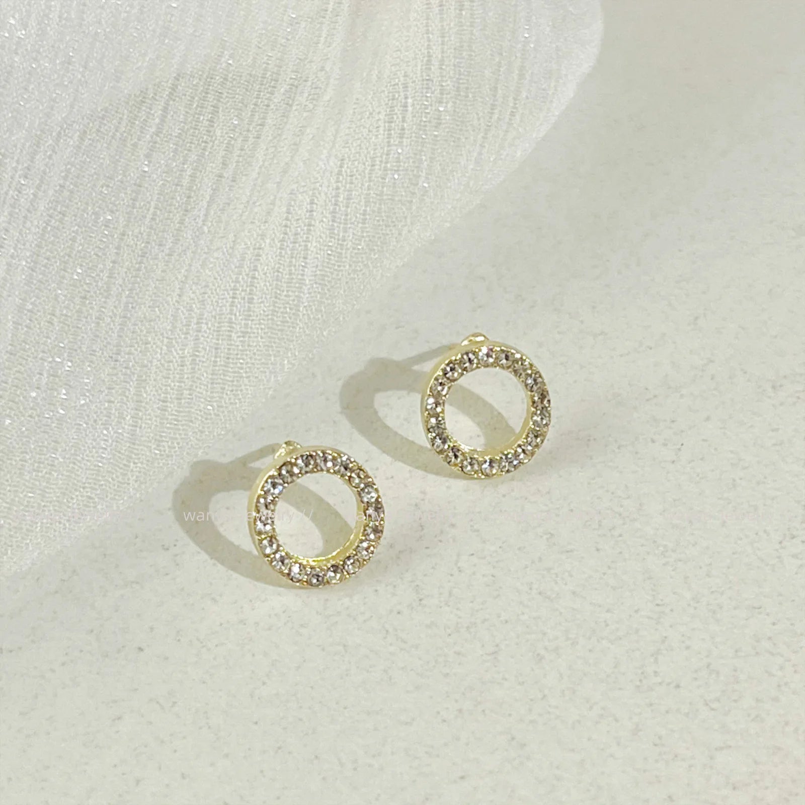 Haloire Earrings