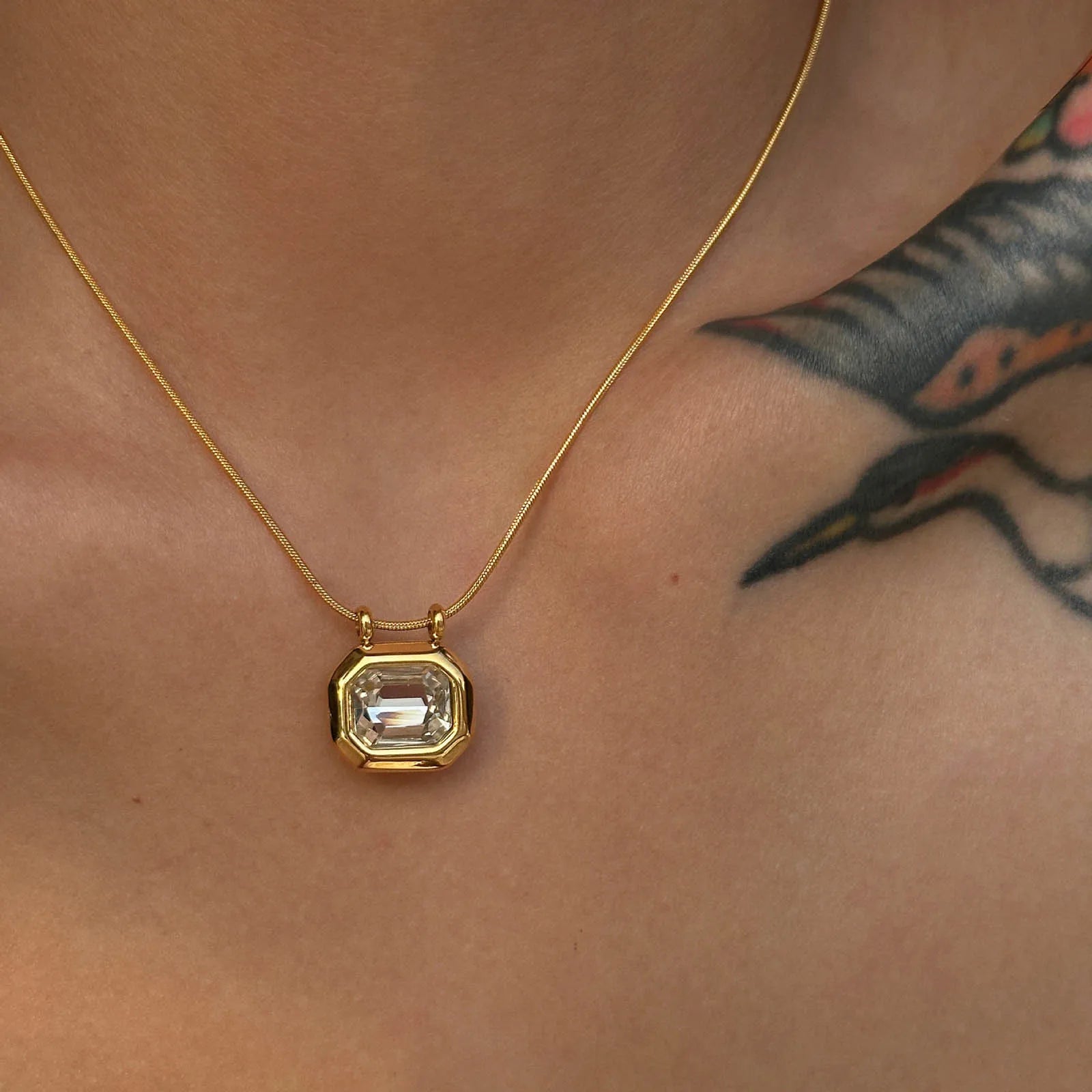 The Aurora Octet Pendant