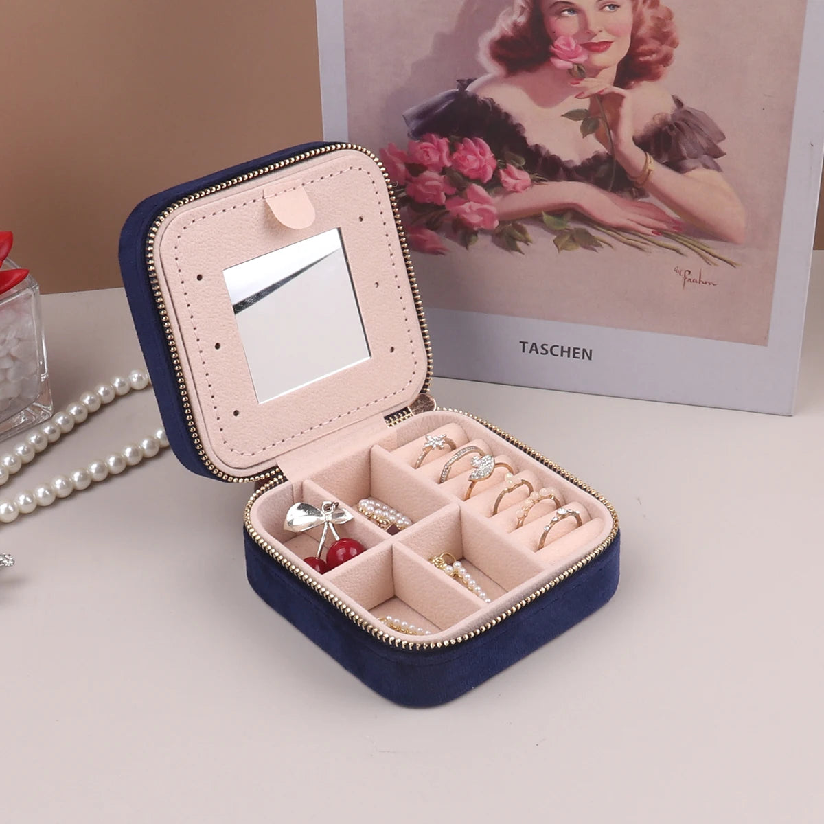 The Vaultette Mini
